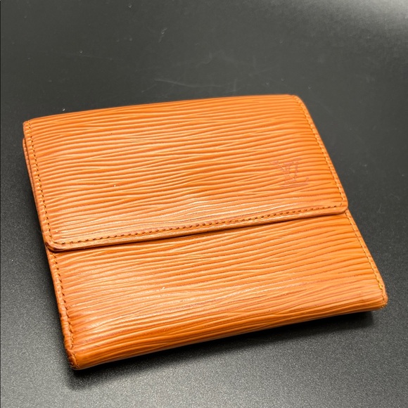 Louis Vuitton Epi Kenyan Fawn Bifold Wallet w/ Snap Coin Pocket – Vintage COA - Picture 3 of 13